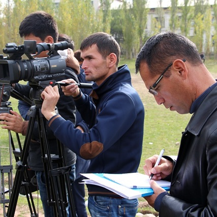 Журналисты столицы и Джалал-Абада ознакомились с передовым опытом некоторых сельских муниципалитетов области