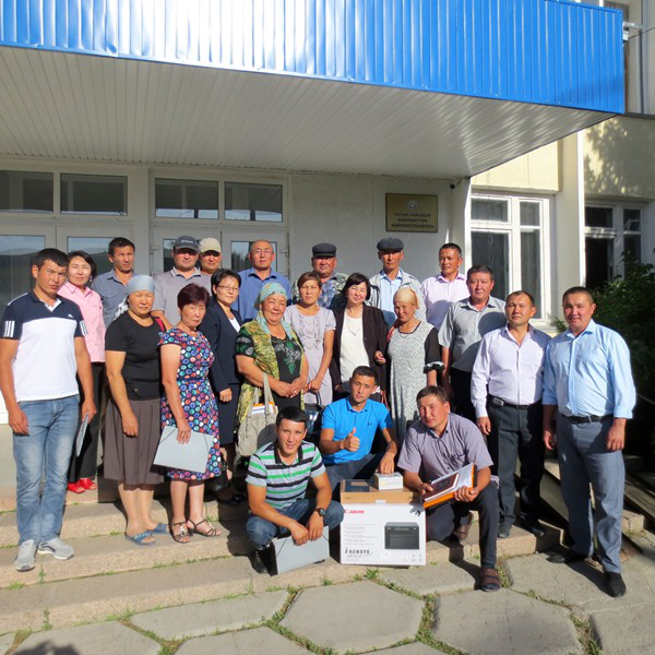 Муниципалитеты Ошской и Нарынской областей получили оборудование на общую сумму 677 тысяч сомов